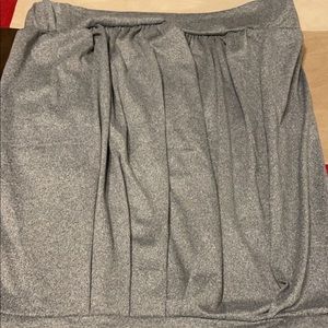 Gray strapless shirt